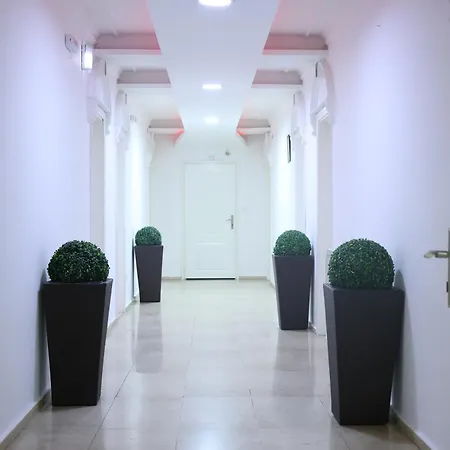 Mk Star Boutique Pensión 3*